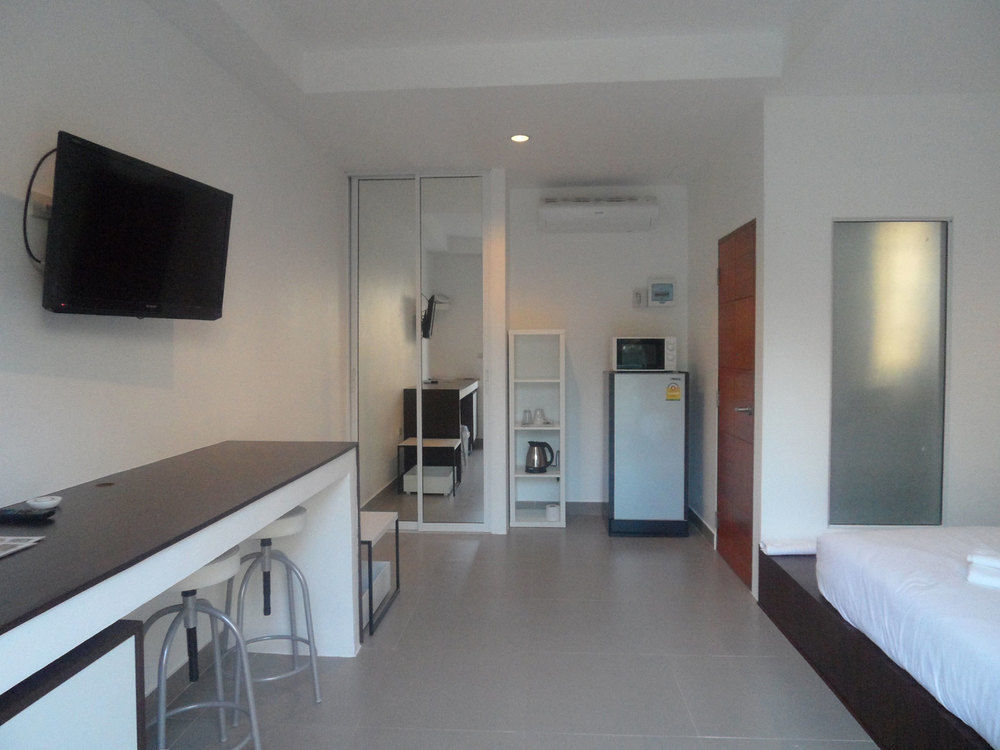פאטאיה Gp Rooms Pool Guesthouse מראה חיצוני תמונה