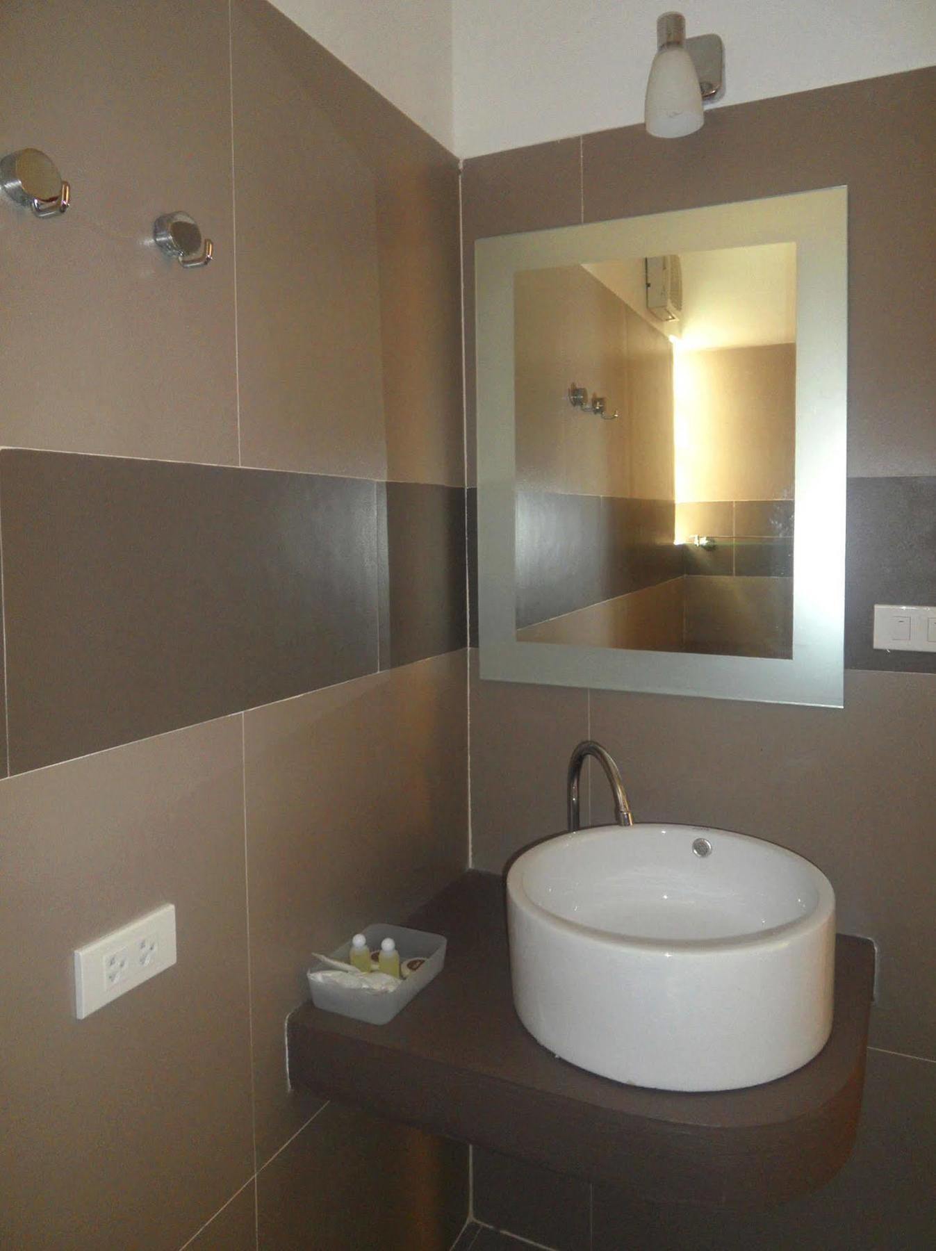 פאטאיה Gp Rooms Pool Guesthouse מראה חיצוני תמונה