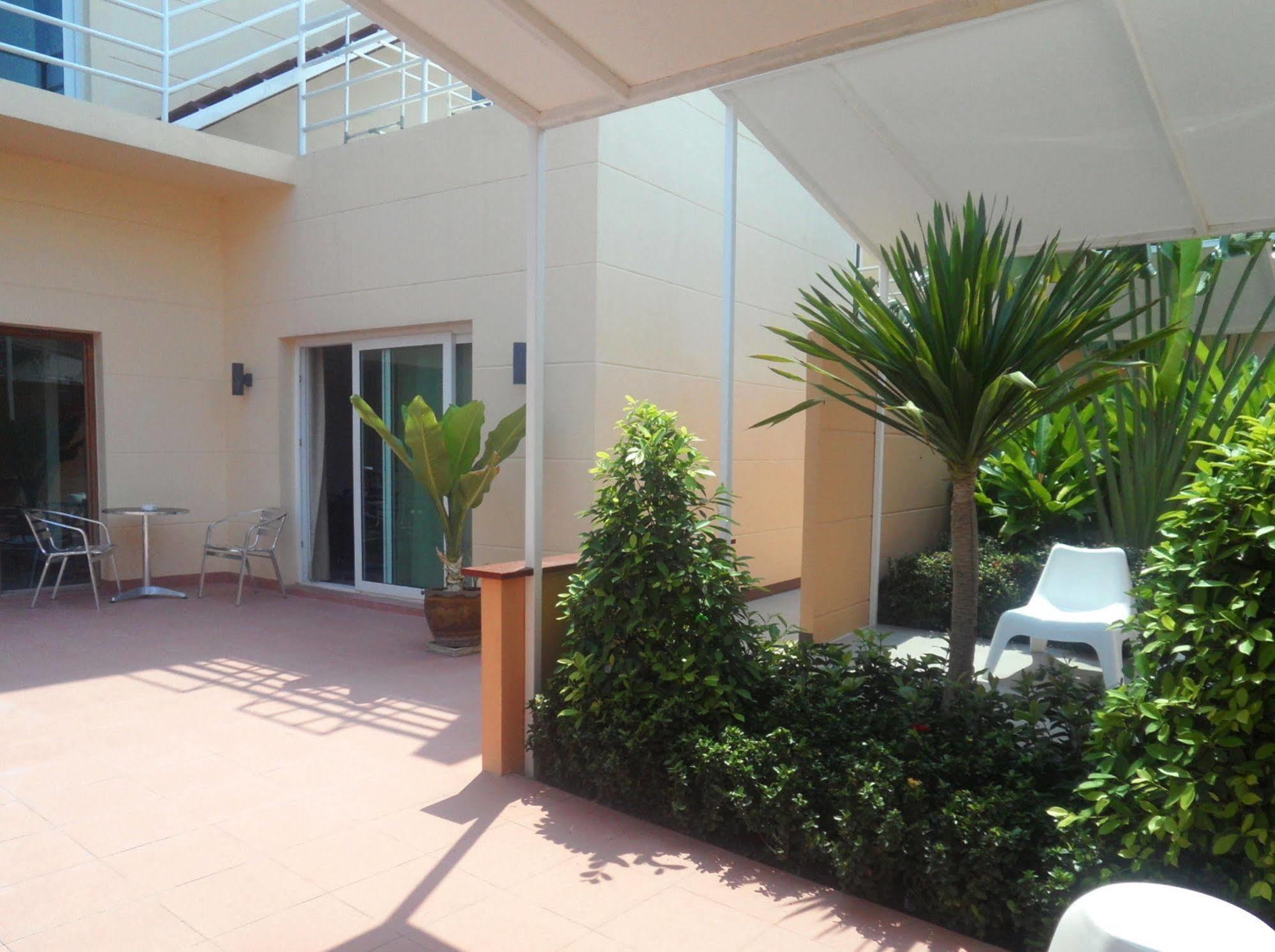 פאטאיה Gp Rooms Pool Guesthouse מראה חיצוני תמונה